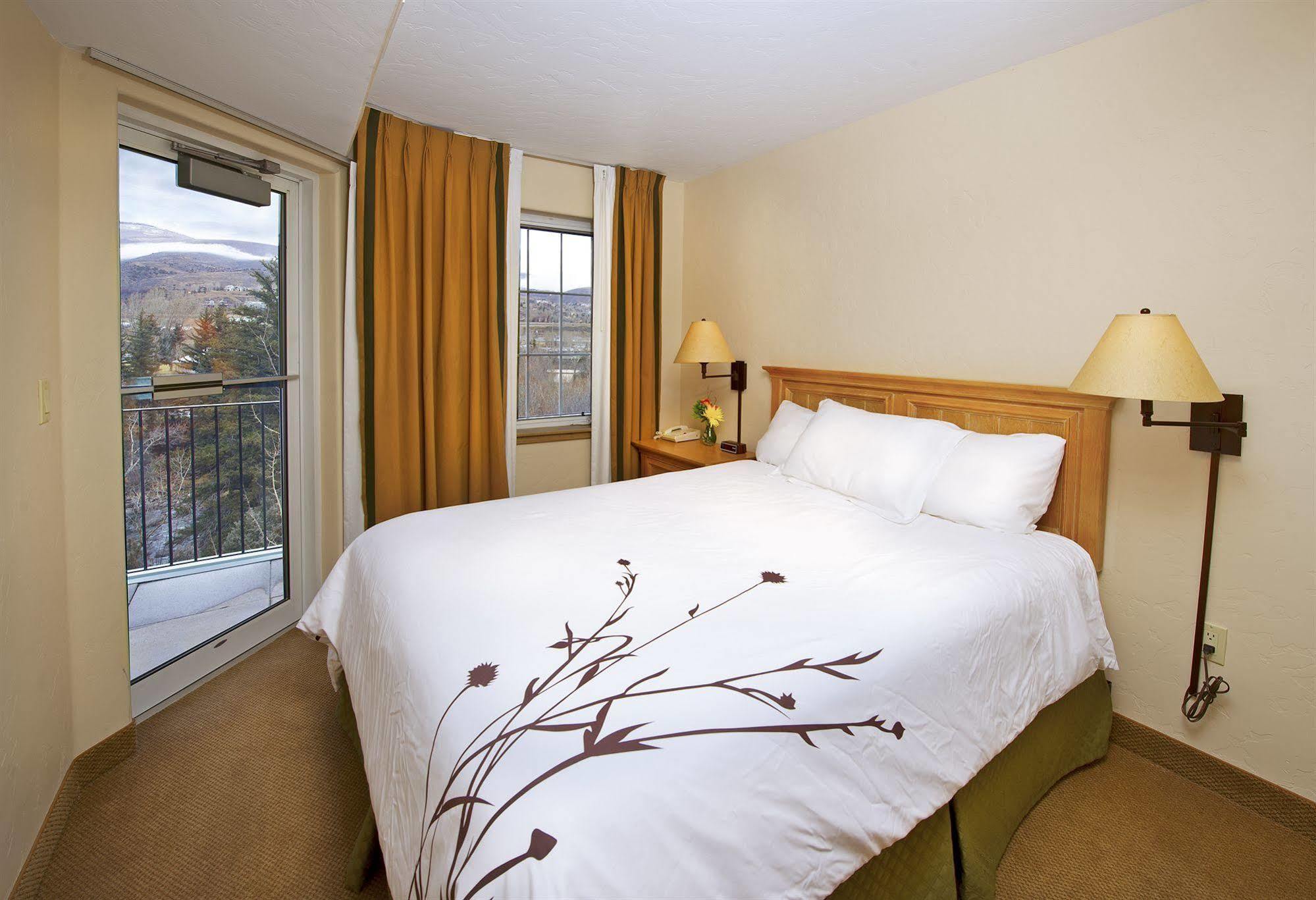 The Inn At Riverwalk Edwards Екстер'єр фото