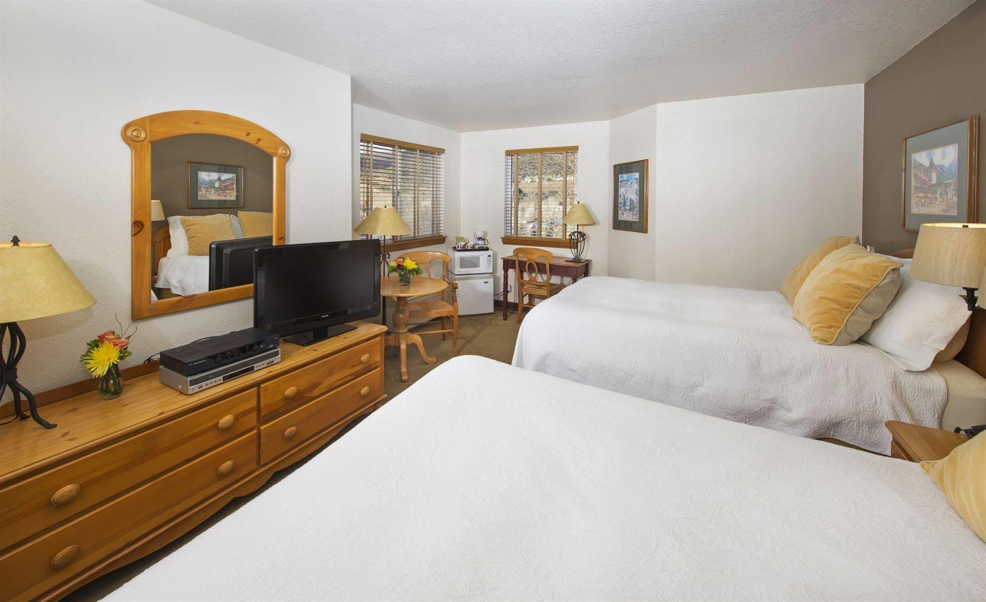 The Inn At Riverwalk Edwards Екстер'єр фото